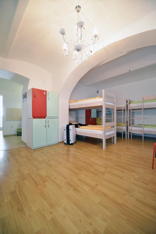 Hostel Temza Zagrzeb Zewnętrze zdjęcie